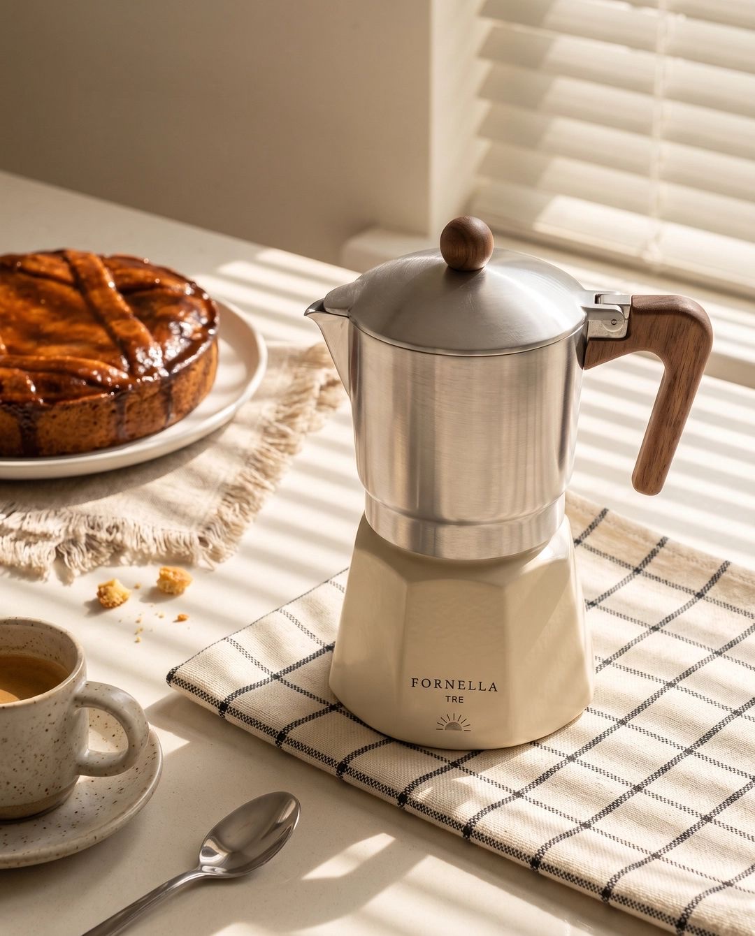 Café product campaign image